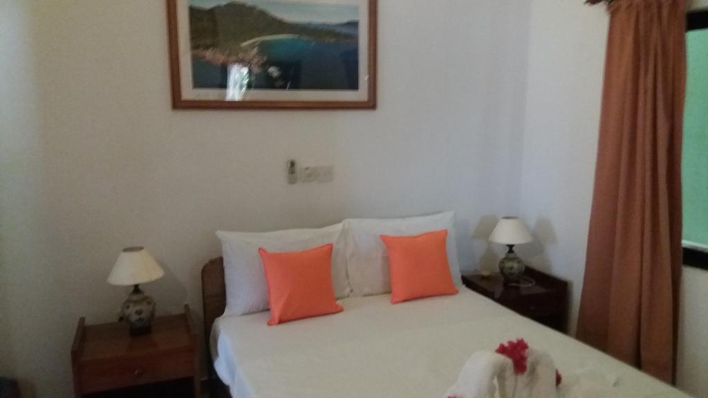 Maison Belle Baie Baie Sainte Anne エクステリア 写真