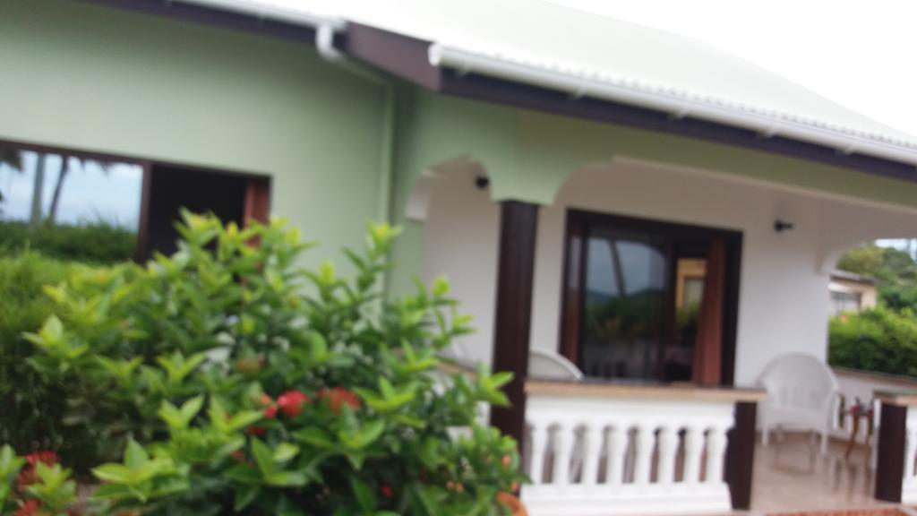 Maison Belle Baie Baie Sainte Anne エクステリア 写真